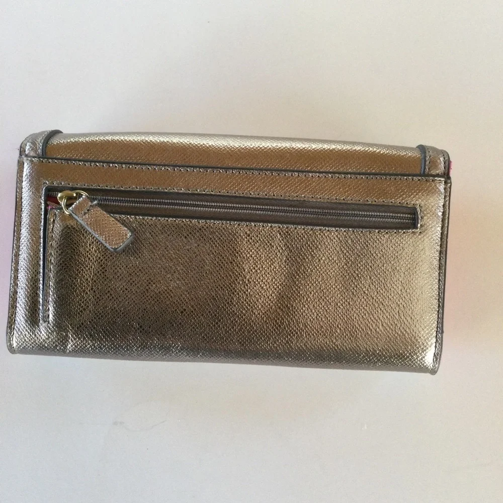 Liz Claiborne liz claiborne